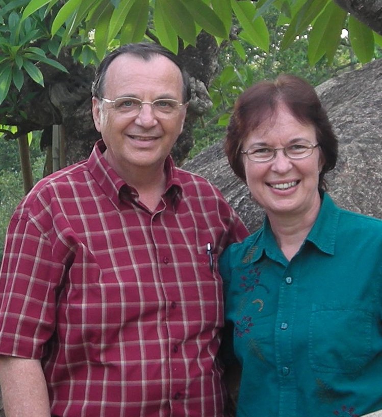 https://www.actthai.org/wp-content/uploads/2014/03/หน้า-3_Rev.Robert-and-Ruth.jpg